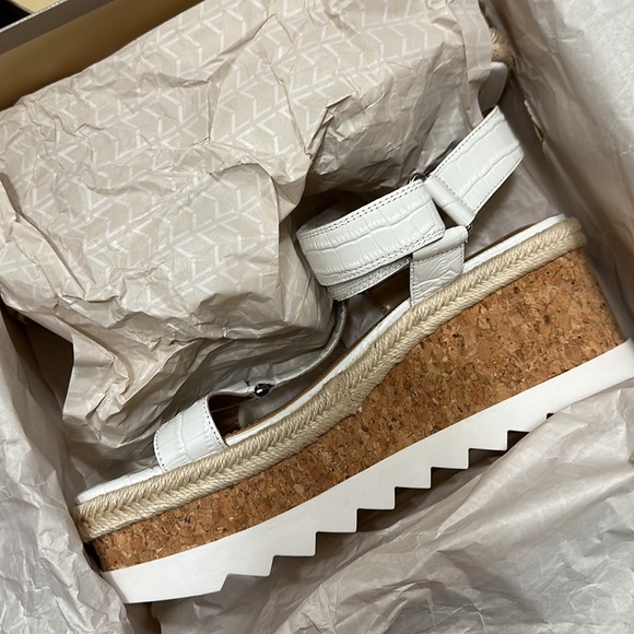 Marc Fisher LTD Gylian Platform Wedge Sandal - White - Picture 5 of 9